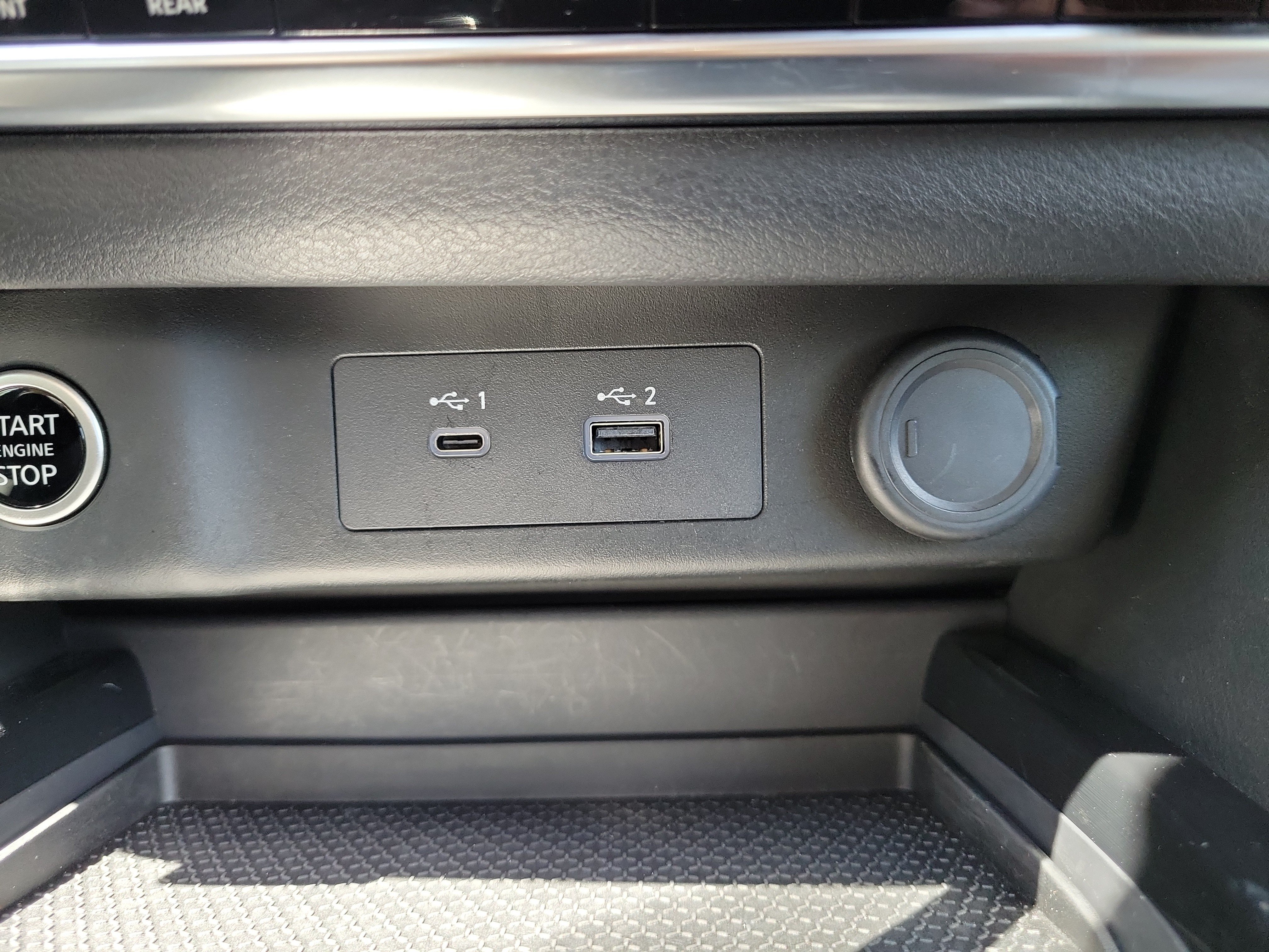 Certified 2023 Nissan Rogue SV FWD image 29