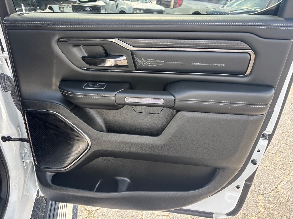 Used 2022 RAM 1500 Limited AWD/4WD image 17