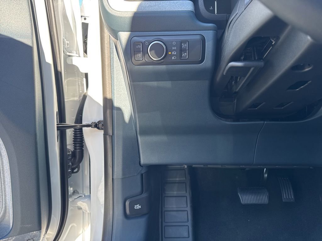 New 2025 Ford Maverick XLT image 12