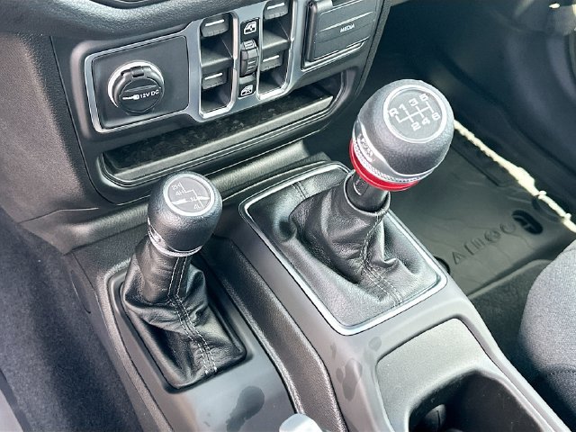 New 2026 Jeep Wrangler Unlimited Sport AWD/4WD image 12