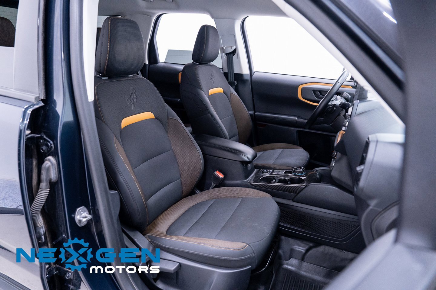 Used 2023 Ford Bronco Sport Badlands image 49