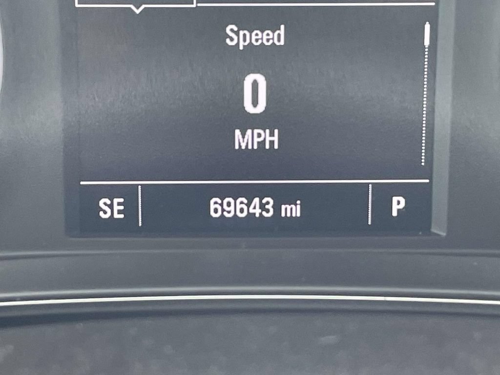 Used 2019 Chevrolet Cruze LT w/ Convenience Package FWD image 21