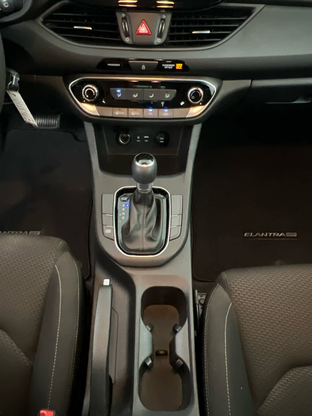 Used 2020 Hyundai Elantra GT FWD image 20