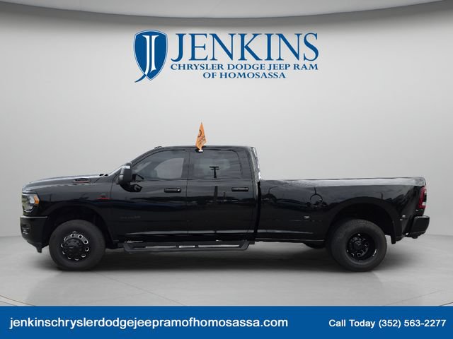 Certified 2024 RAM 3500 Big Horn w/ Night Edition AWD/4WD image 8