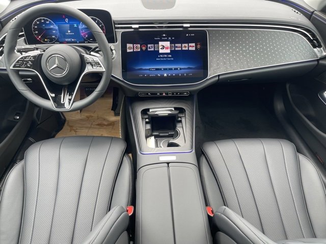New 2025 Mercedes-Benz E 350 Sedan image 9