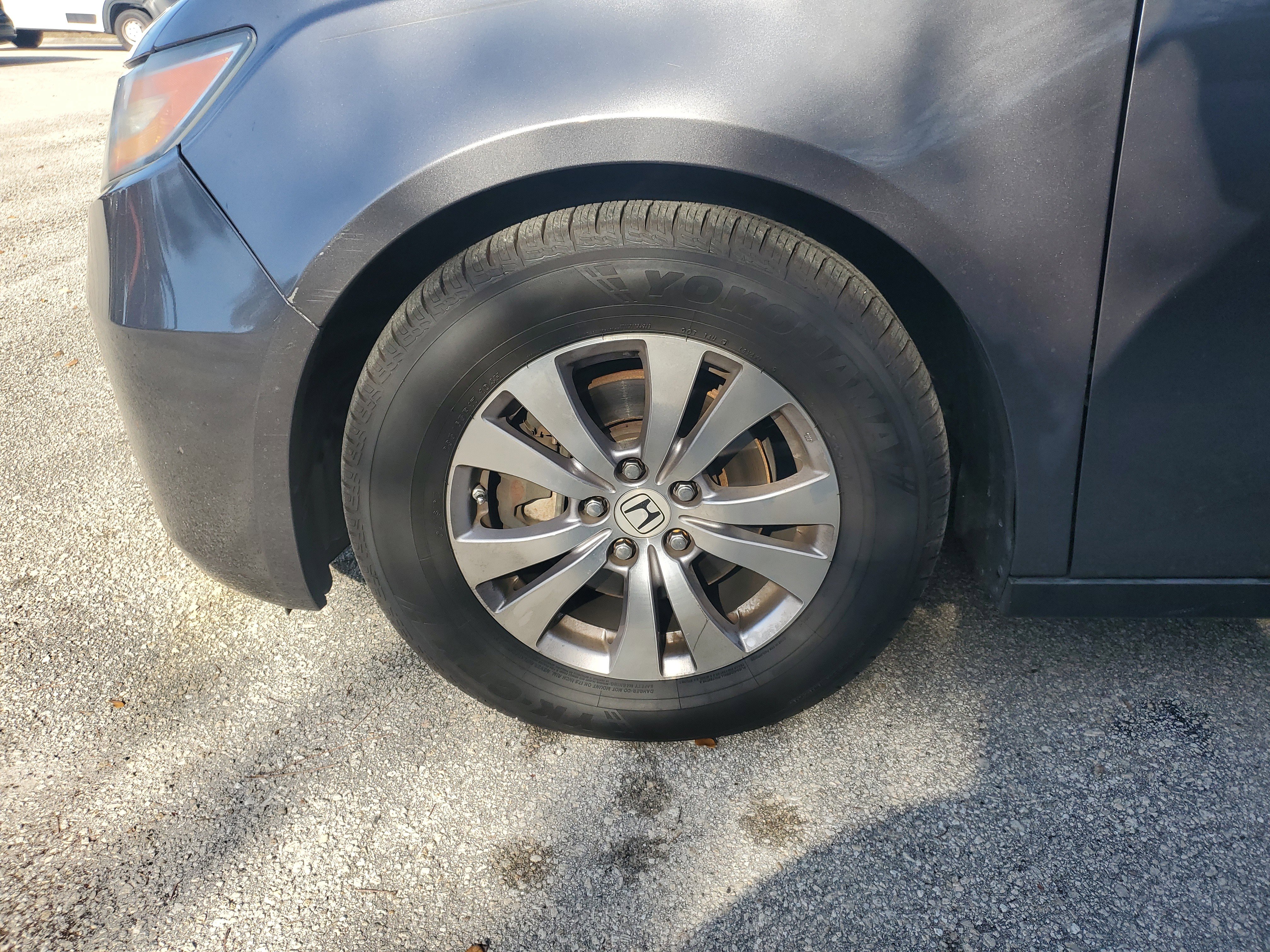 Used 2014 Honda Odyssey EX image 4