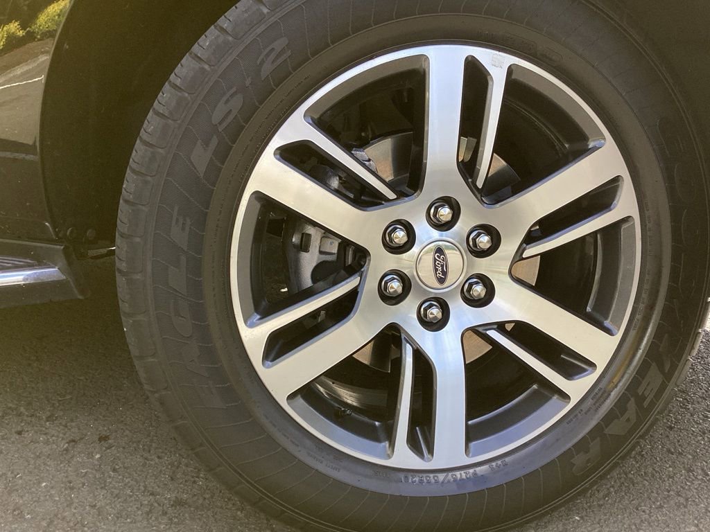 Used 2022 Ford Expedition Max Limited AWD/4WD image 4