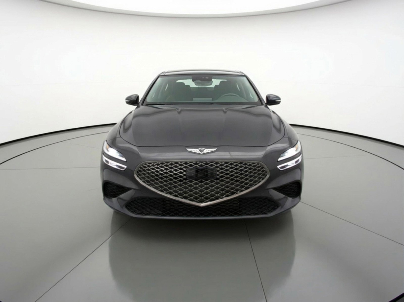 Used 2025 Genesis G70 2.5T image 2