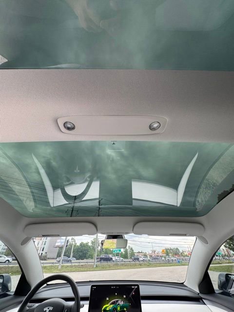Used 2022 Tesla Model 3 Standard Range RWD image 19