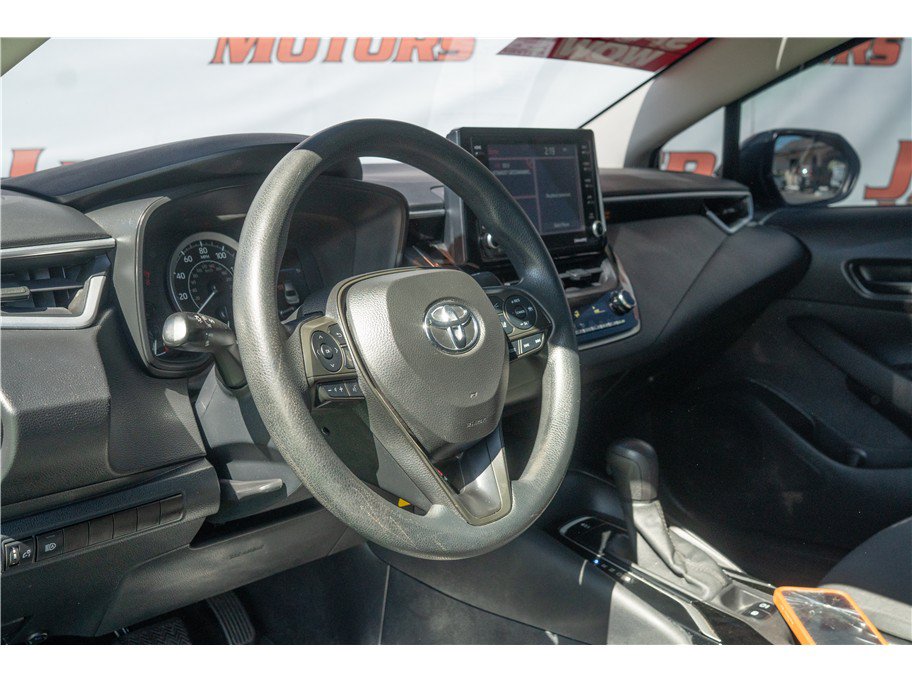Used 2022 Toyota Corolla LE FWD image 27