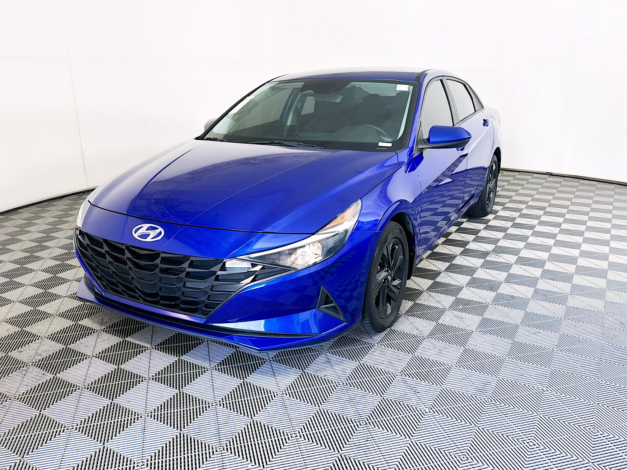 Used 2022 Hyundai Elantra SEL FWD image 7