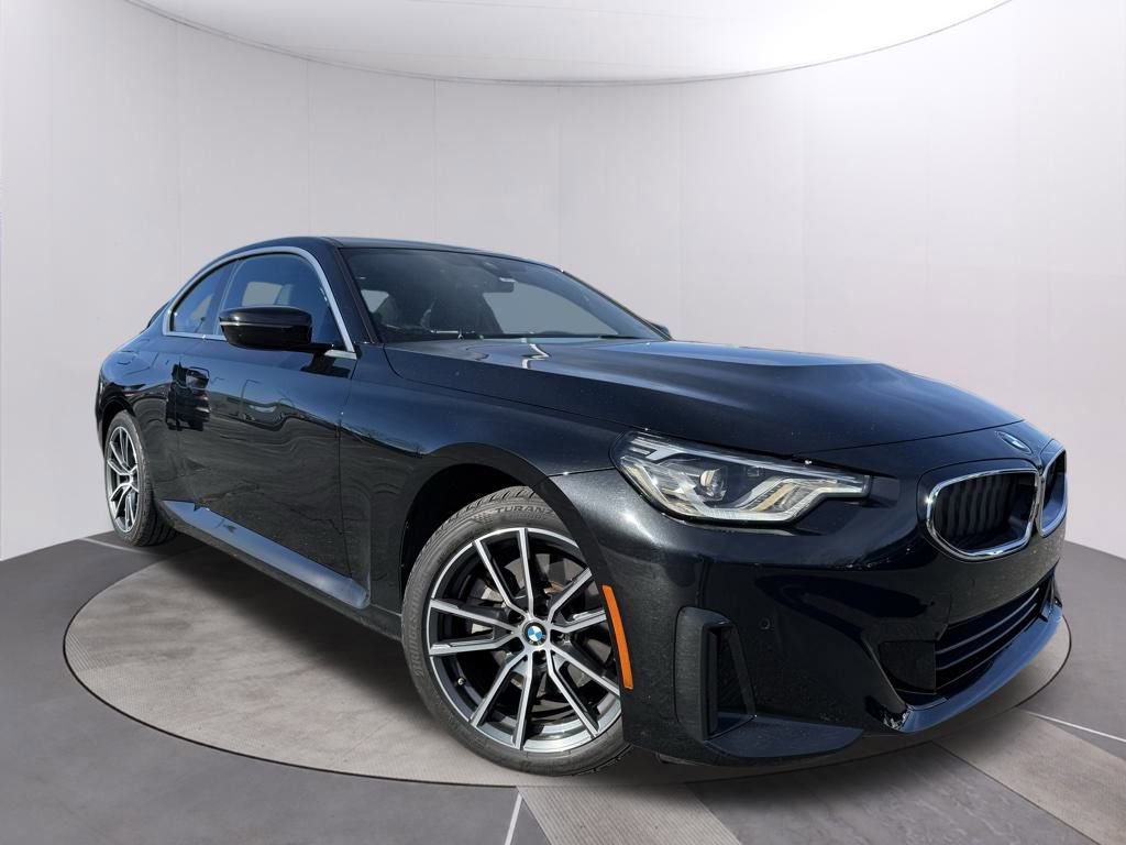 Used 2023 BMW 230i xDrive Coupe w/ Premium Package image 1