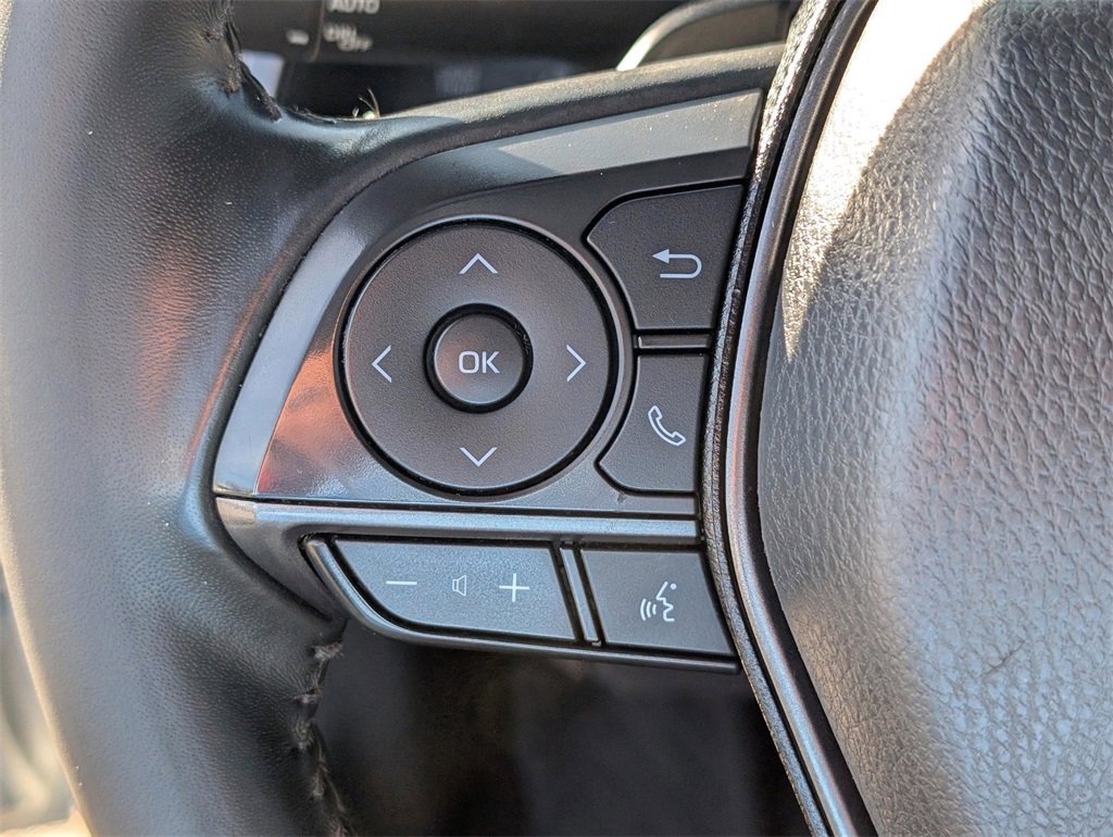 Used 2023 Toyota Camry SE image 16