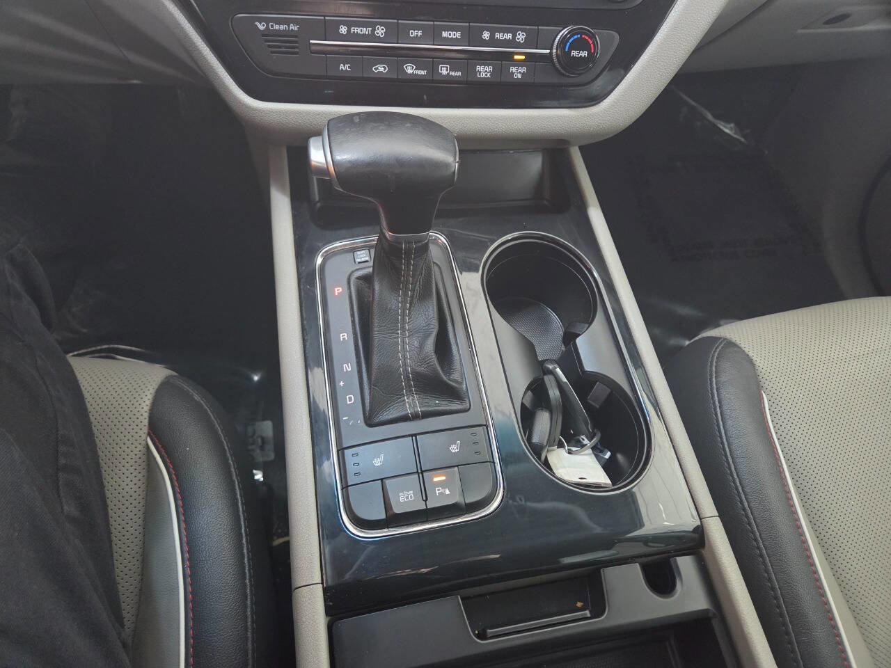 Used 2017 Kia Sedona EX image 31