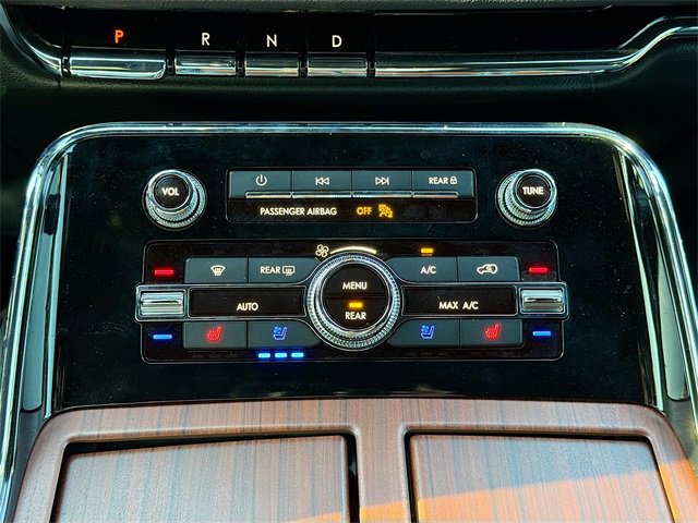 Used 2024 Lincoln Navigator Reserve image 37