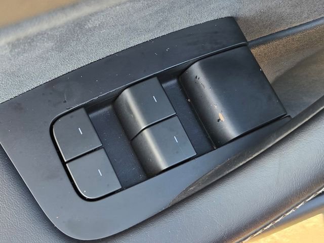 Used 2023 Tesla Model 3 Standard Range image 15