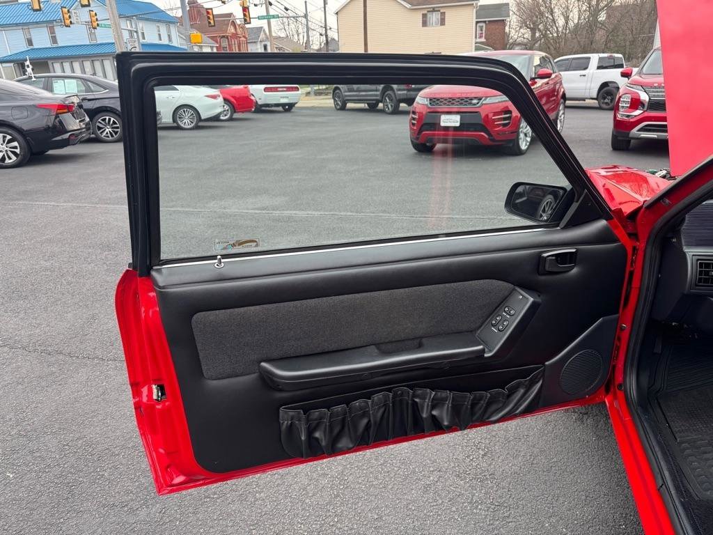 Used 1990 Ford Mustang LX RWD image 30
