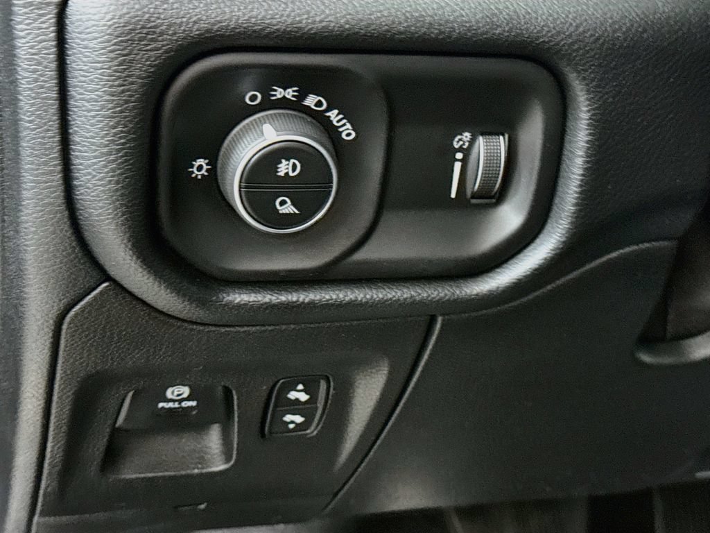 Used 2021 RAM 1500 Big Horn AWD/4WD image 20