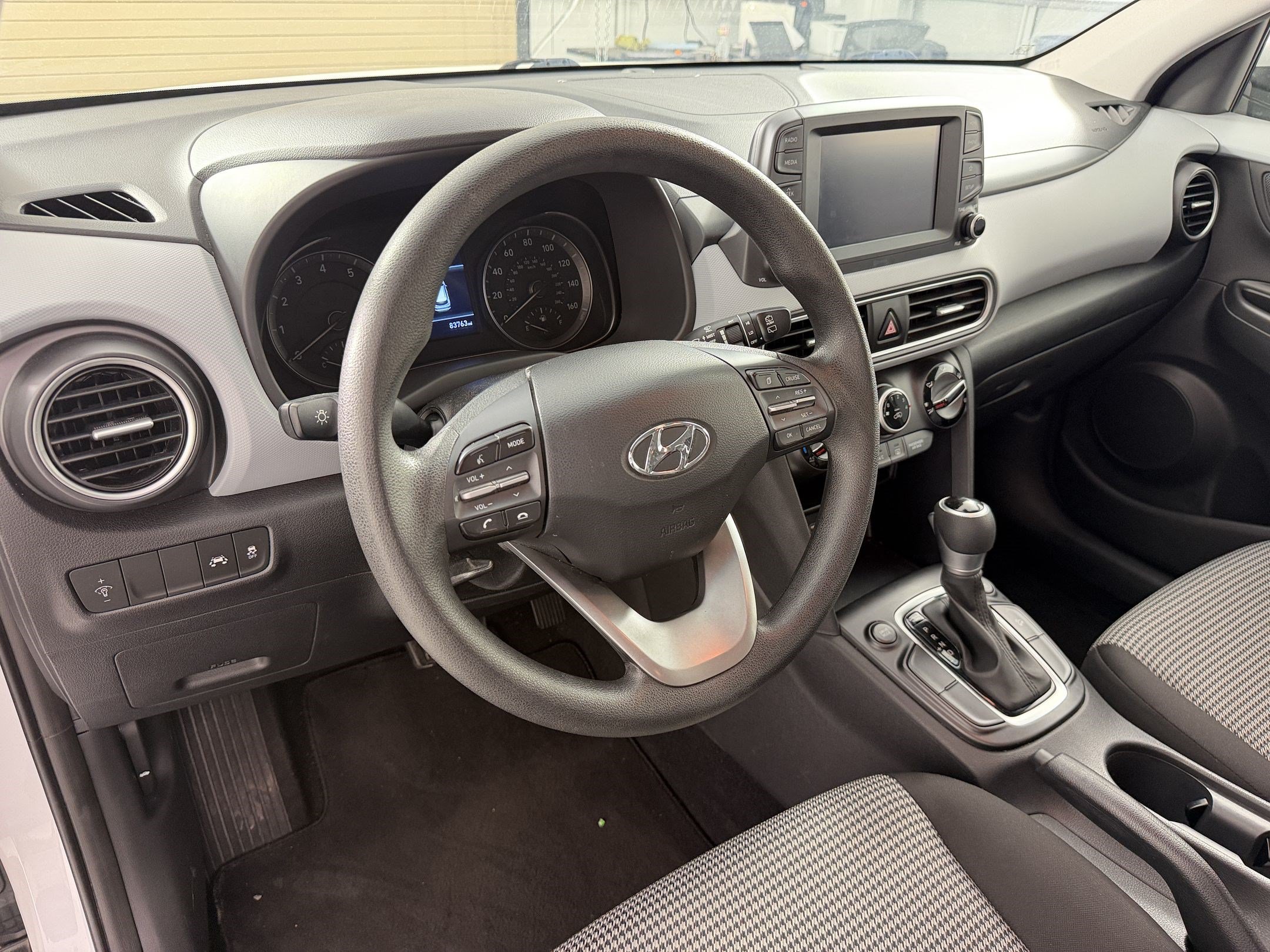 Used 2019 Hyundai Kona SE AWD/4WD image 4