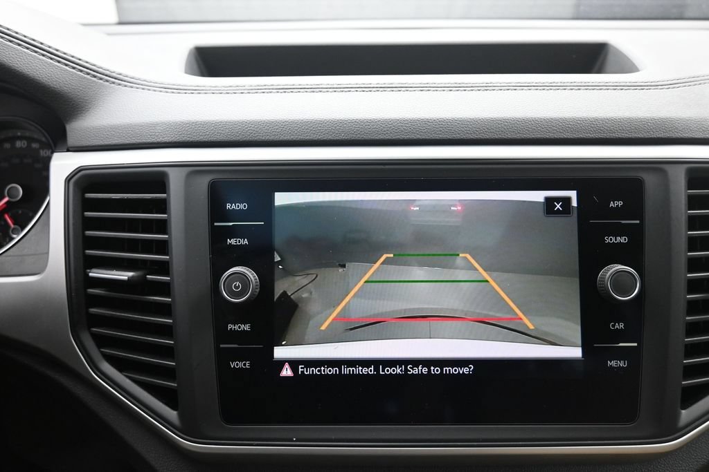Used 2021 Volkswagen Atlas Cross Sport SE FWD image 11
