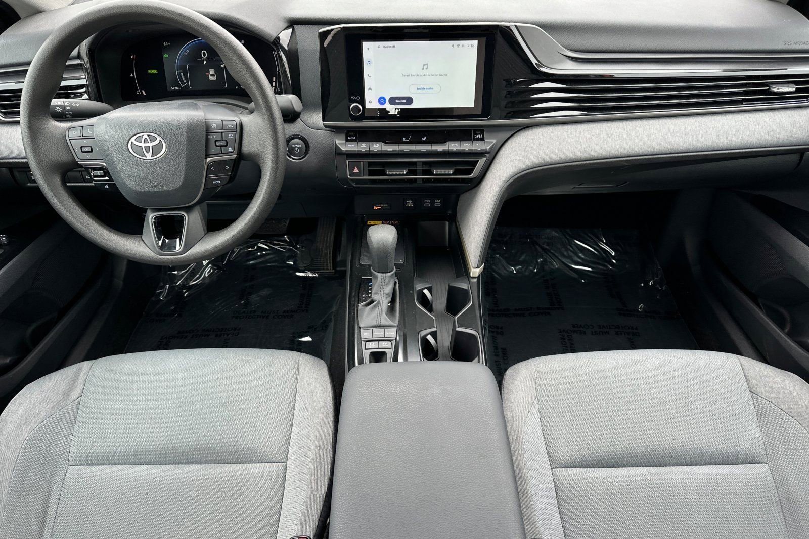 Used 2025 Toyota Camry LE image 14