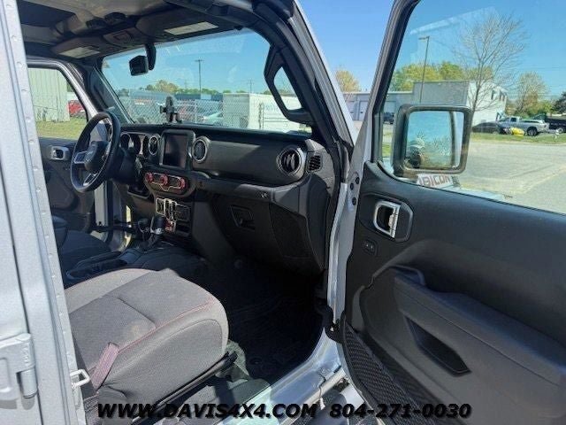 Used 2022 Jeep Gladiator Rubicon w/ LED Lighting Group AWD/4WD image 32