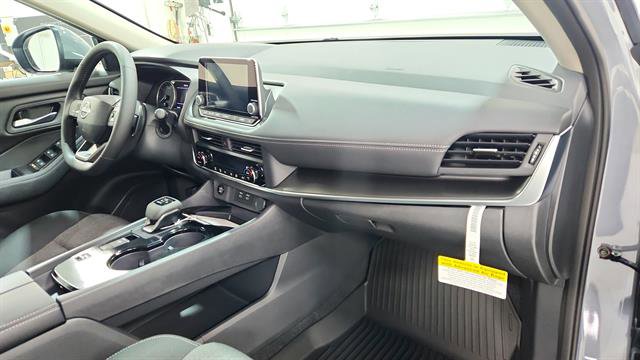 New 2026 Nissan Rogue SV image 22