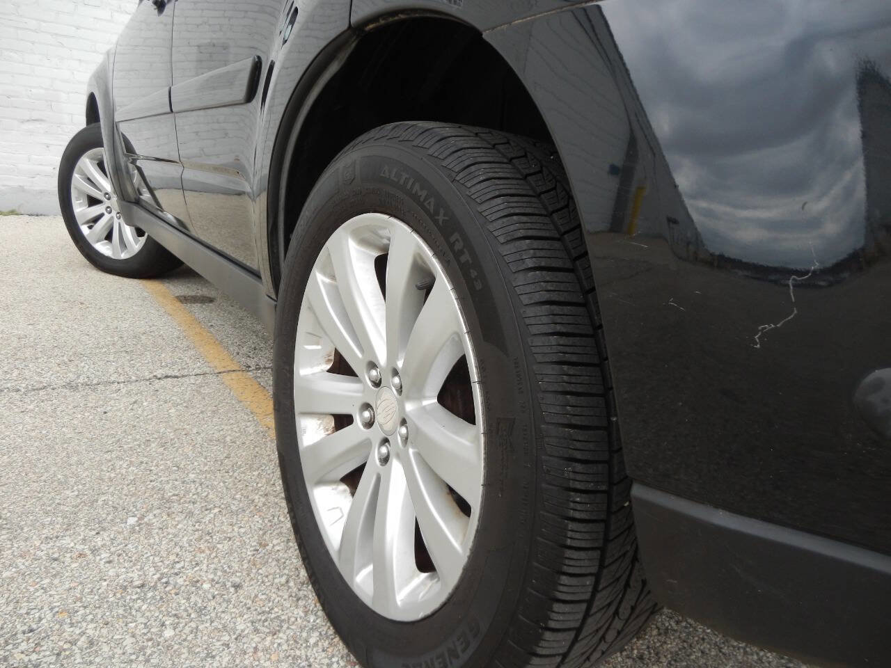 Used 2011 Subaru Forester 2.5X Premium w/ All-Weather Pkg image 15