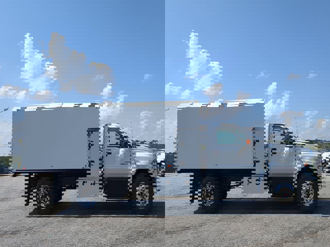 New 2026 Ford F750 2WD Regular Cab Super Duty image 2