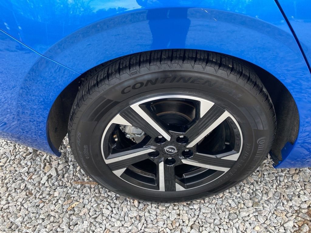 Used 2025 Nissan Sentra SV image 13