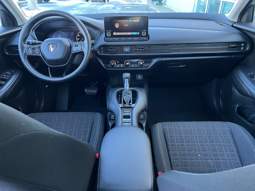 Used 2023 Honda HR-V LX image 25