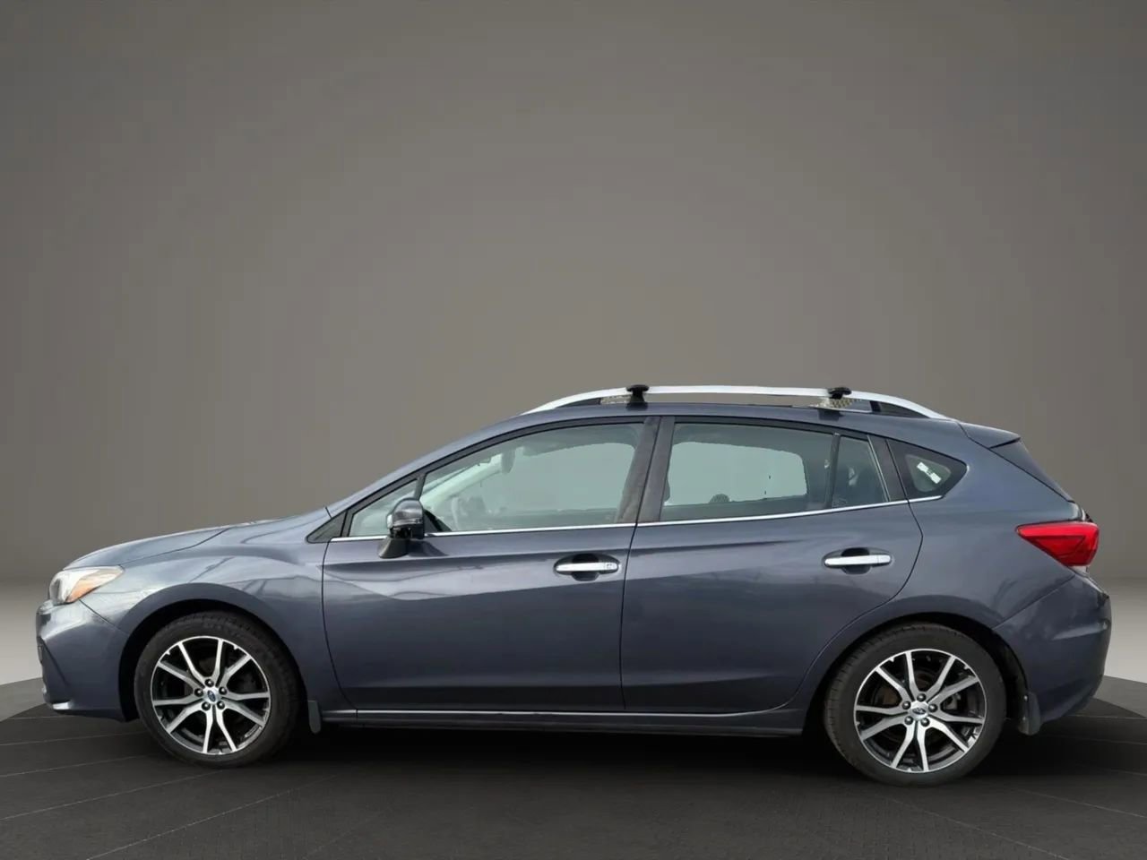 Used 2017 Subaru Impreza 2.0i Limited w/ Moonroof/BSD & Rcta/Eyesight image 8