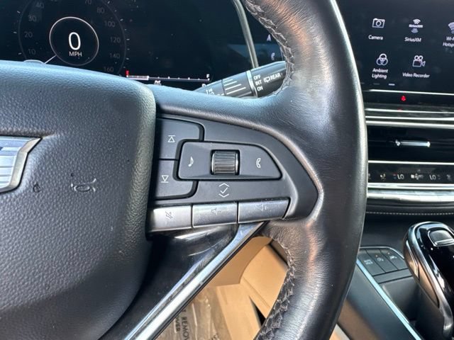 Used 2024 Cadillac Escalade Premium Luxury AWD/4WD image 23