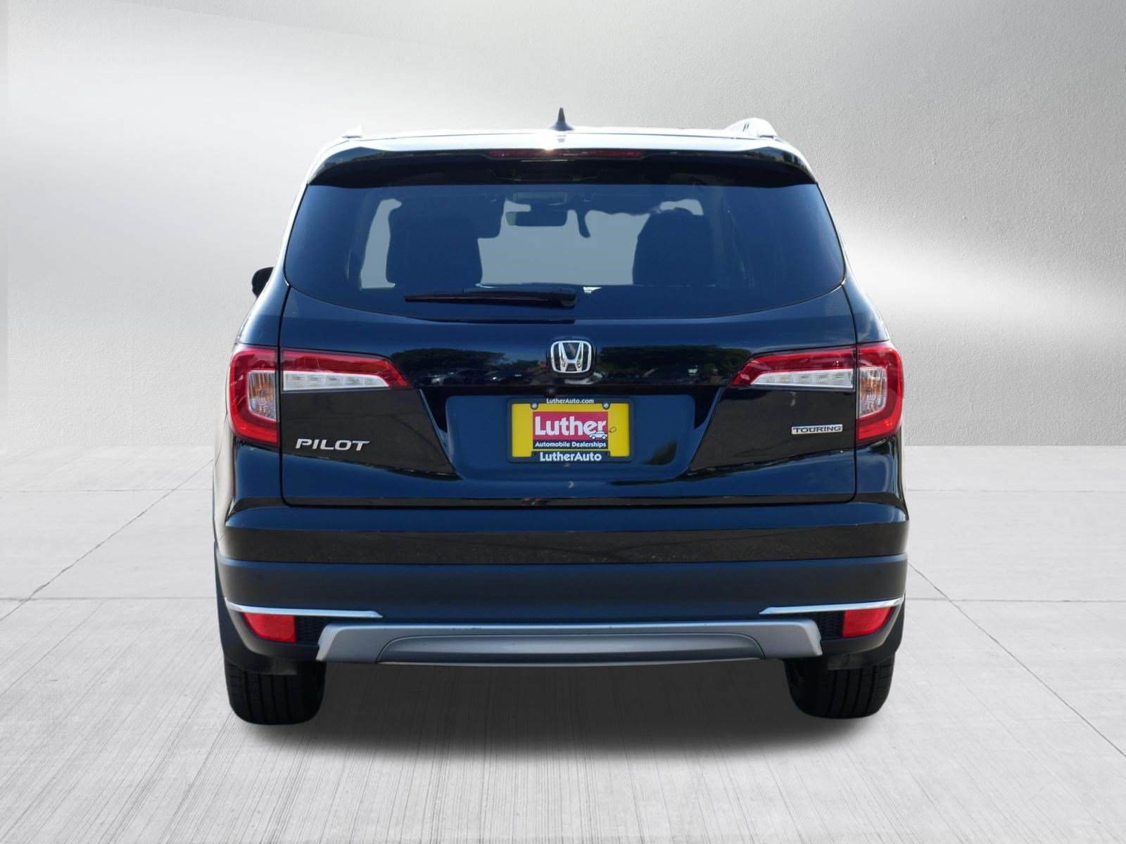 Used 2019 Honda Pilot Touring image 6