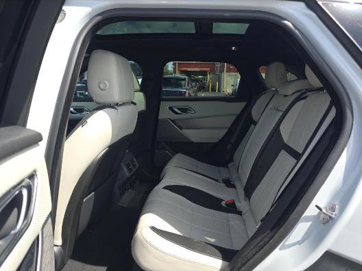 Used 2020 Land Rover Range Rover Velar R-Dynamic S image 8