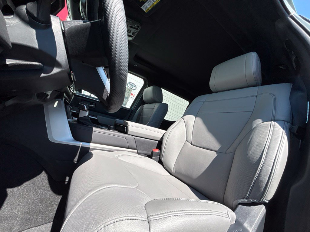 New 2026 Toyota Tundra Limited AWD/4WD image 11