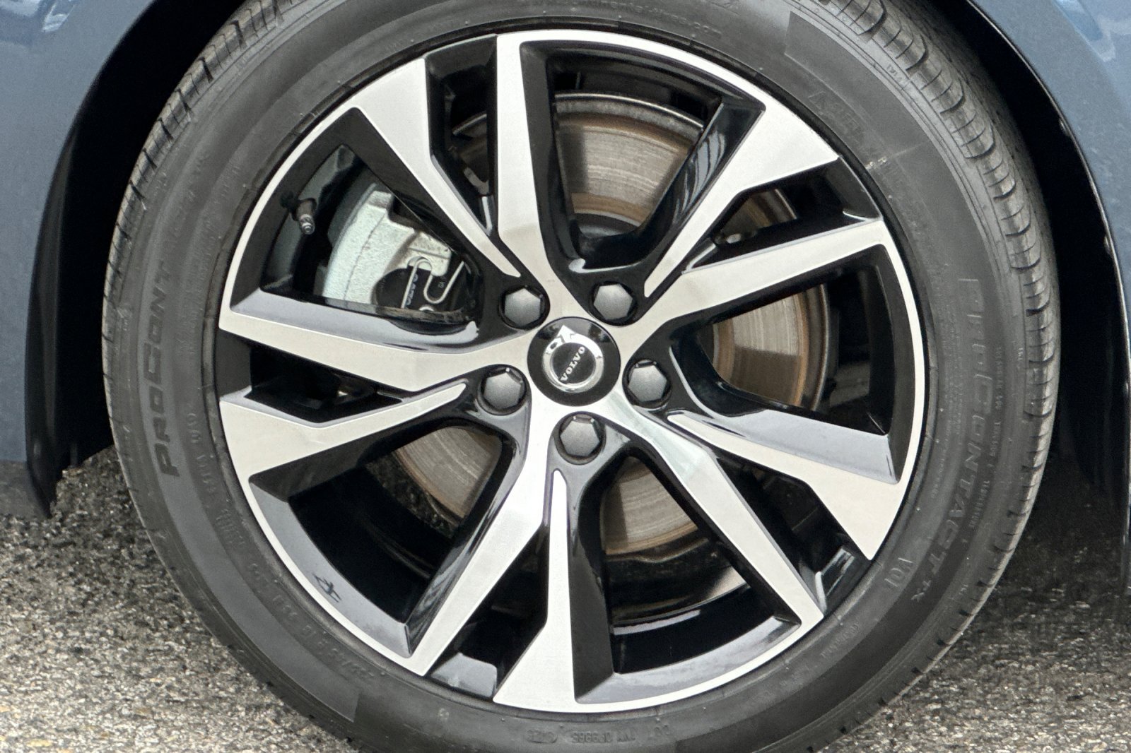 Certified 2025 Volvo S60 B5 Core FWD image 33