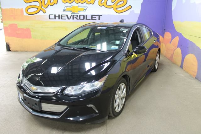 Used 2016 Chevrolet Volt Premier w/ Driver Confidence Package FWD image 4