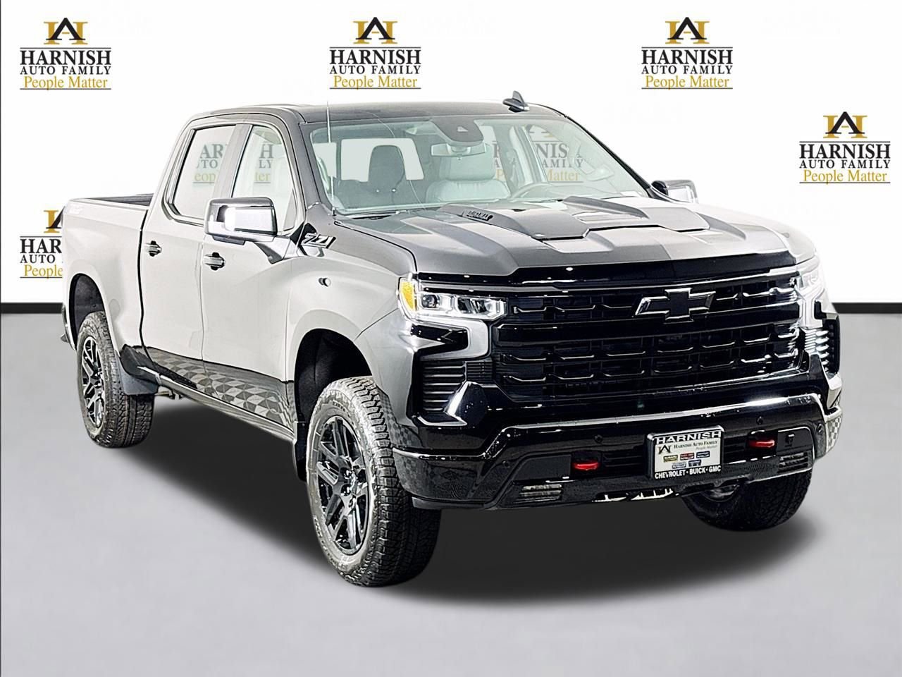 New 2026 Chevrolet Silverado 1500 LT Trail Boss w/ LT Trail Boss Premium Package AWD/4WD image 1