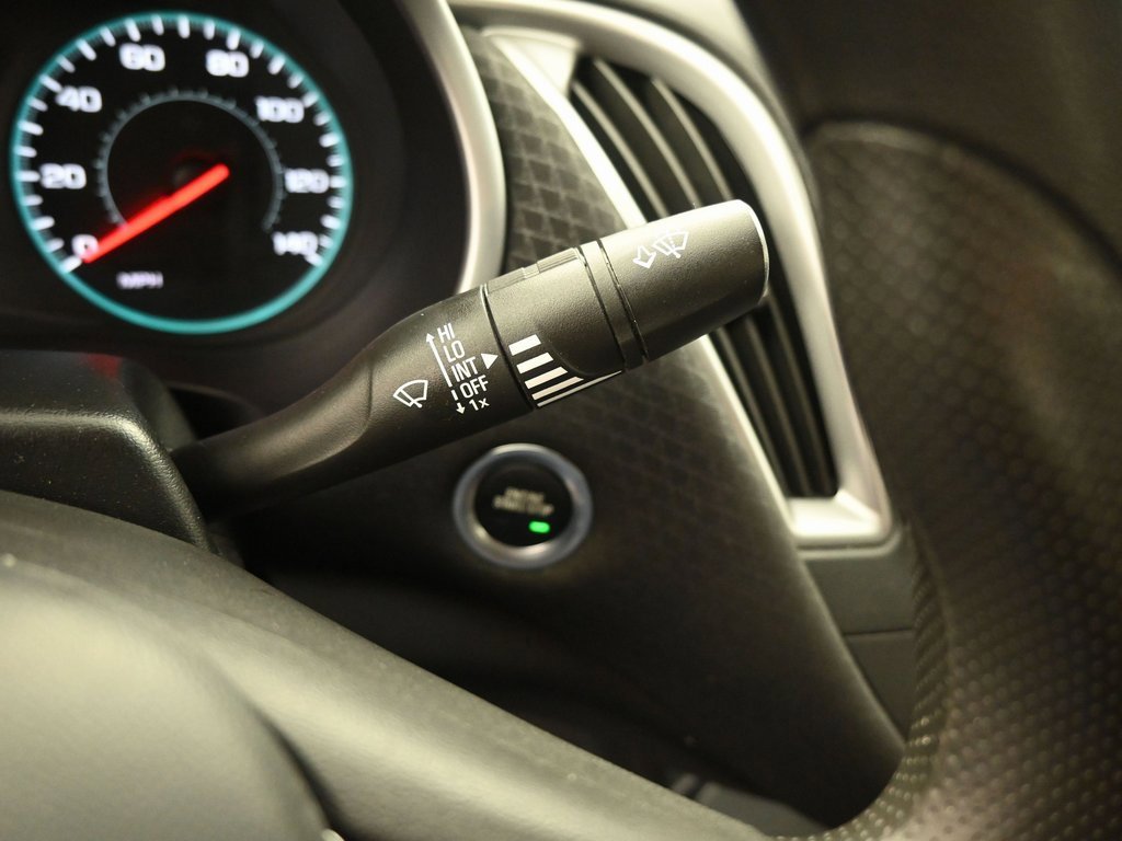 Used 2023 Chevrolet Malibu LS image 17