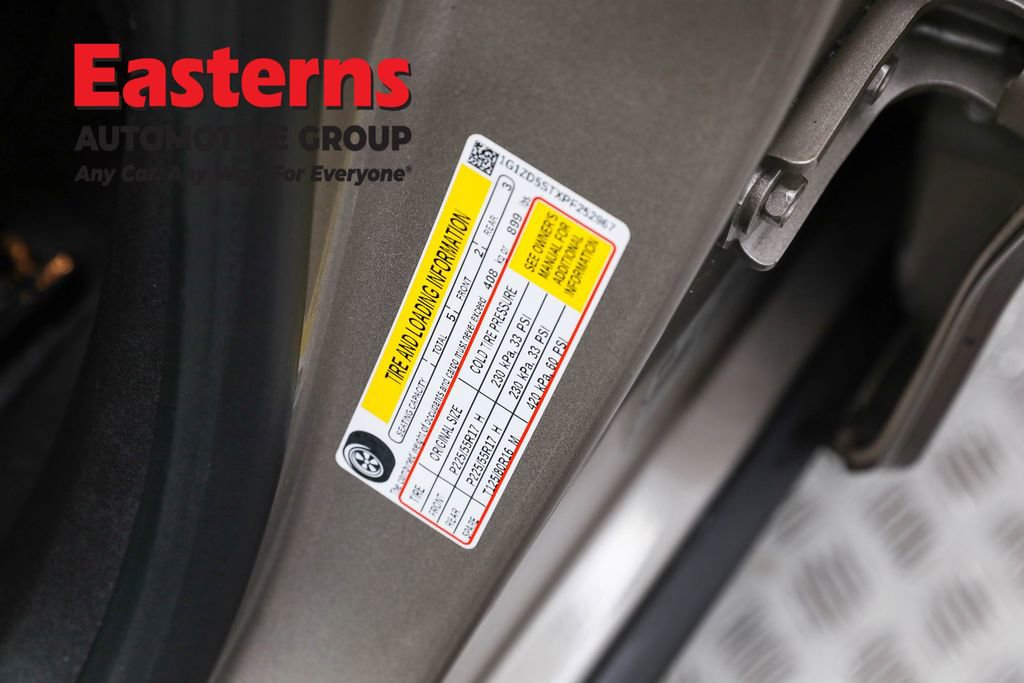 Used 2023 Chevrolet Malibu LT image 34