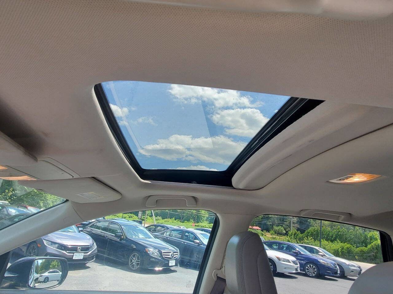 Used 2015 Honda CR-V EX-L image 16