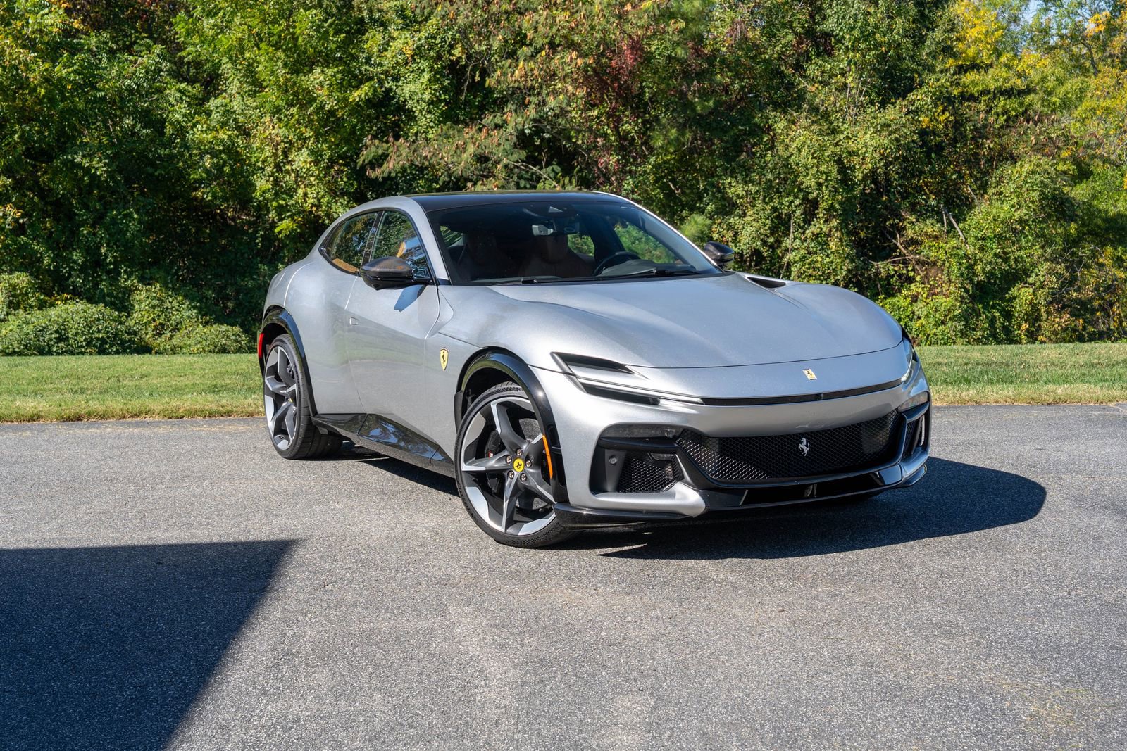 Certified 2025 Ferrari Purosangue image 1