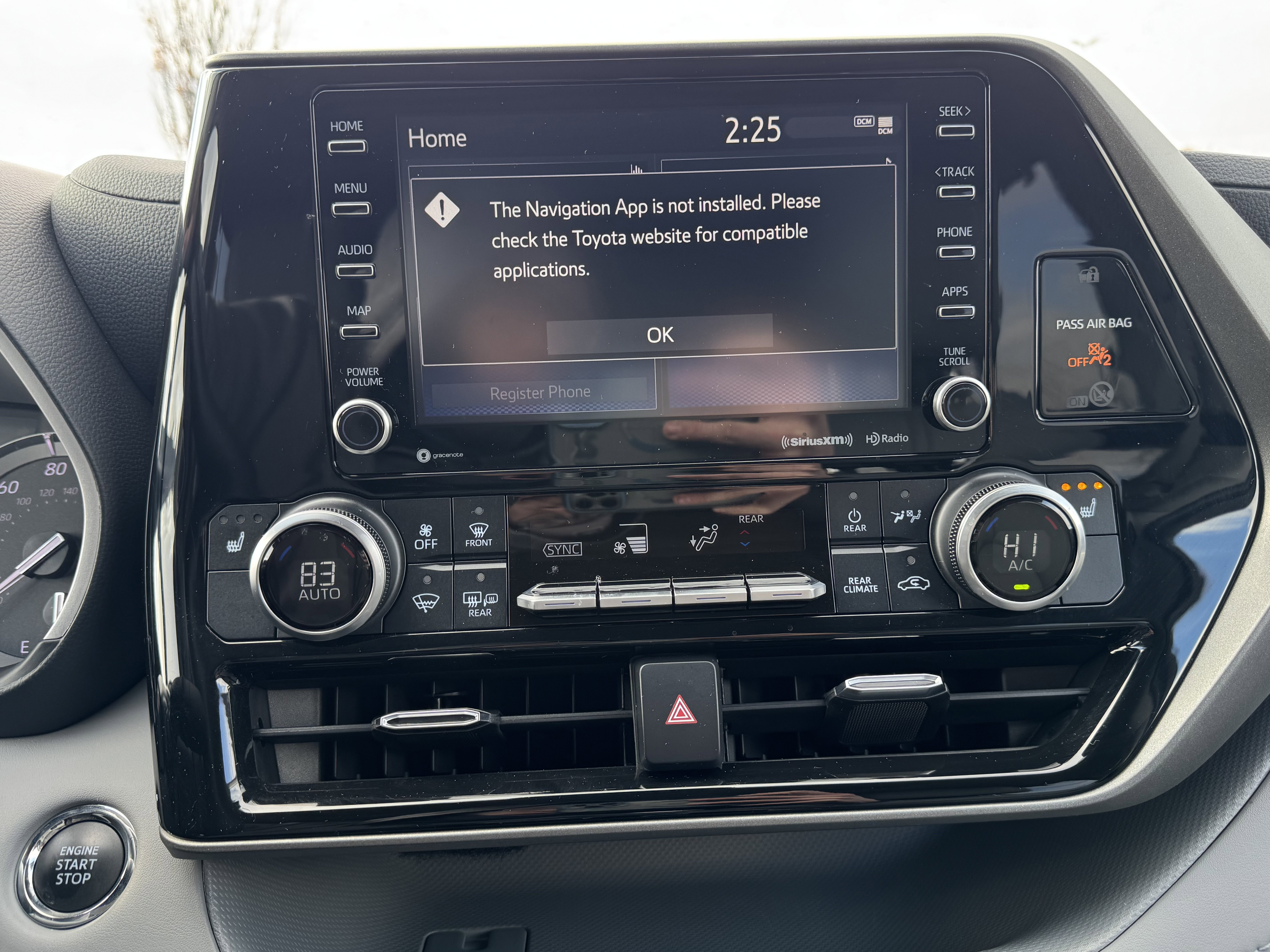 Used 2022 Toyota Highlander XLE image 31