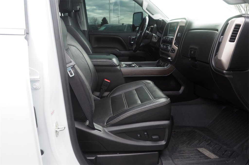 Used 2019 GMC Sierra 2500 Denali w/ Duramax Plus Package image 15
