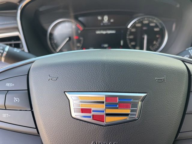 New 2026 Cadillac XT5 Luxury w/ LPO, ONYX Package image 42