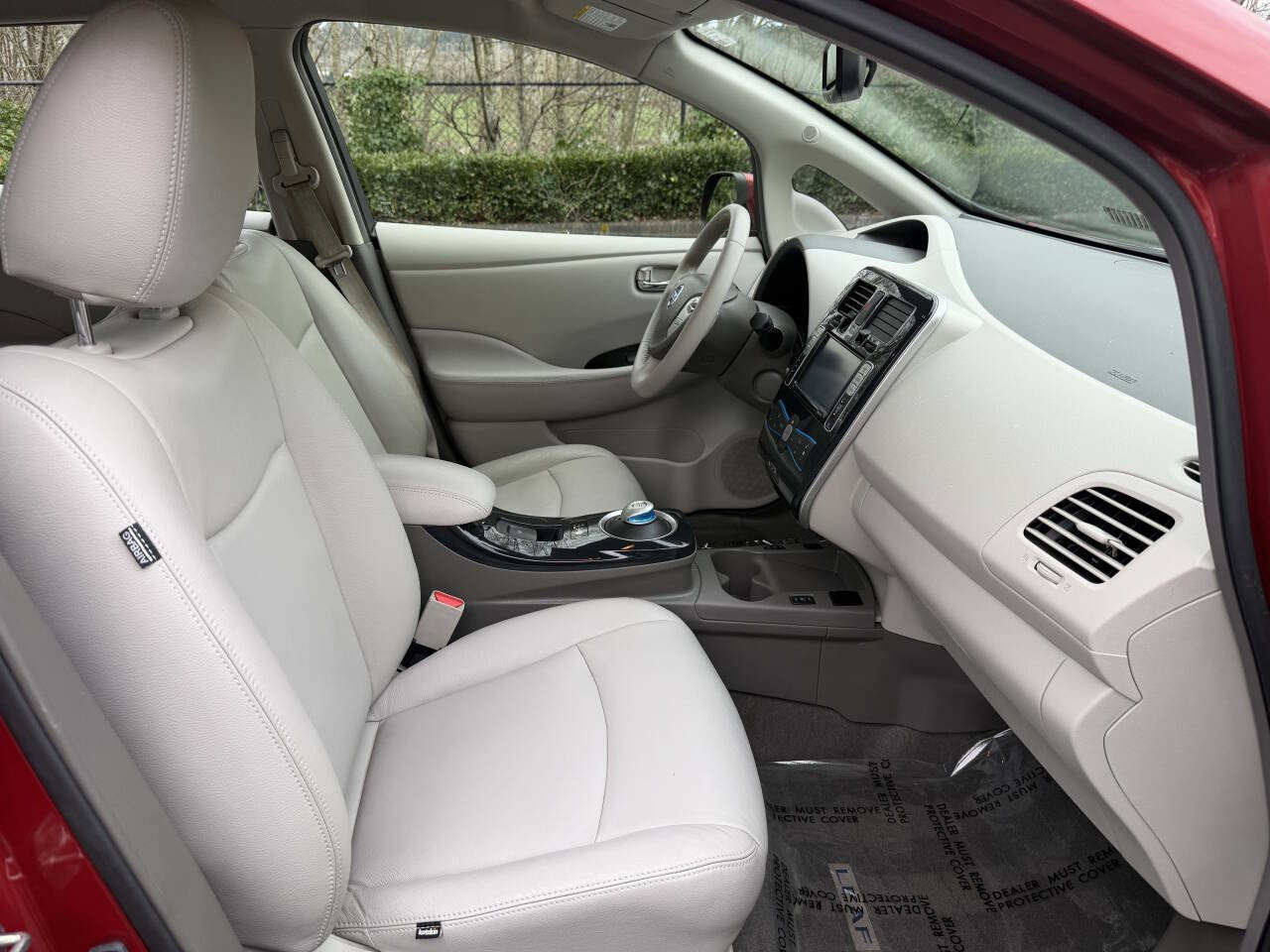 Used 2012 Nissan Leaf SL image 15