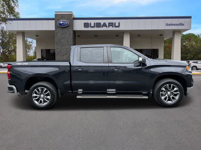 Used 2023 Chevrolet Silverado 1500 LT AWD/4WD image 7