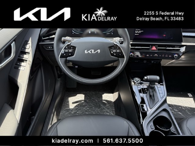 New 2026 Kia Niro EX FWD image 12