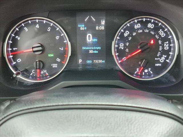 Used 2019 Toyota RAV4 XLE w/ Convenience Package FWD image 11
